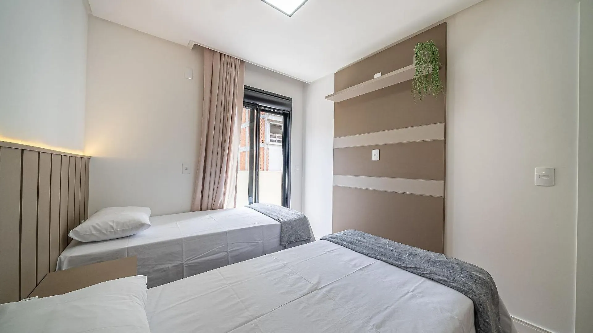 Apartment Bellmare Residence Mariscal Bombinhas