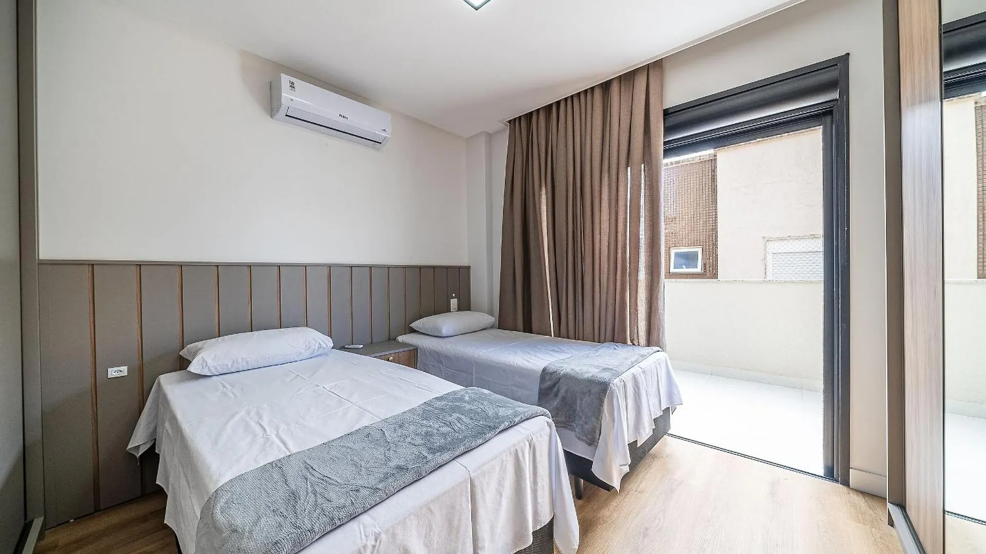 Apartment Bellmare Residence Mariscal Bombinhas